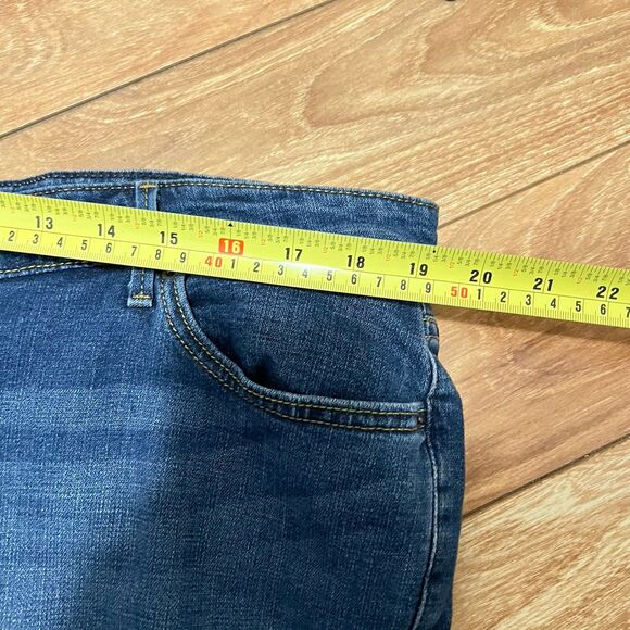 Levi 590 Bootcut Jeans Size 18W HEMMED 26.5 in. Inseam Denim Medium Wash Blue - Picture 4 of 8